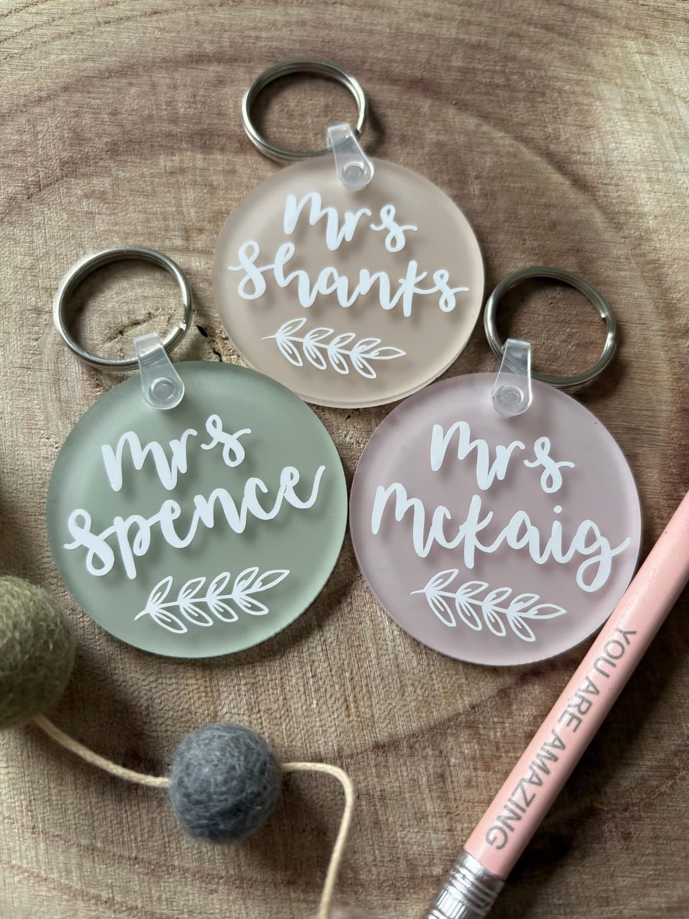 Personalised frosted Acrylic Circle keyring